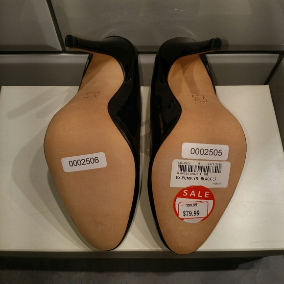 Expression Black Patent Leather Pumps (4" heel) - Picture 5 of 5